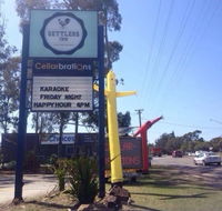 Settlers Inn Hotel - Sunshine Coast Tourism