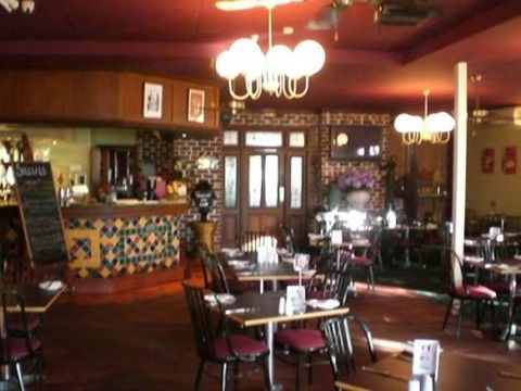 Belvideres Bar & Bistro - Holiday Sunshine Coast 1