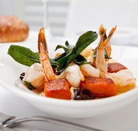 Sails on Lavender Bay - Sunshine Coast Tourism