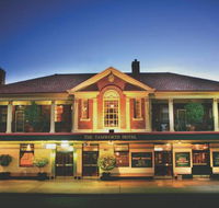 Tom Price Hotel - Sunshine Coast Tourism