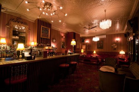 Back Bar Cocktail Lounge & Function Venue - Sunshine Coast Tourism 4