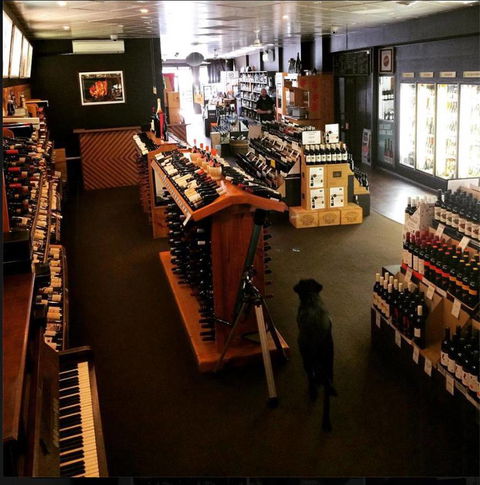 Golden Treasures Seafood Restaurant - Sunshine Coast Tourism 1