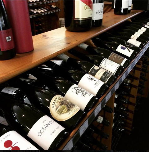 Golden Treasures Seafood Restaurant - Sunshine Coast Tourism 2