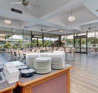 Charlies Seafood Buffet - Sunshine Coast Tourism
