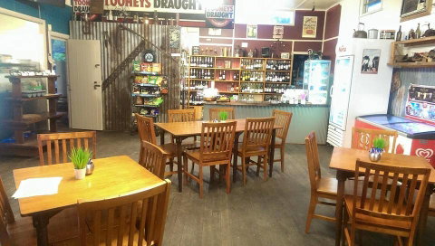 Hannam Vale Store & Bottle Shop - Sunshine Coast Tourism 2
