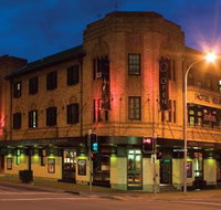 Hotel Illawarra - Holiday Sunshine Coast