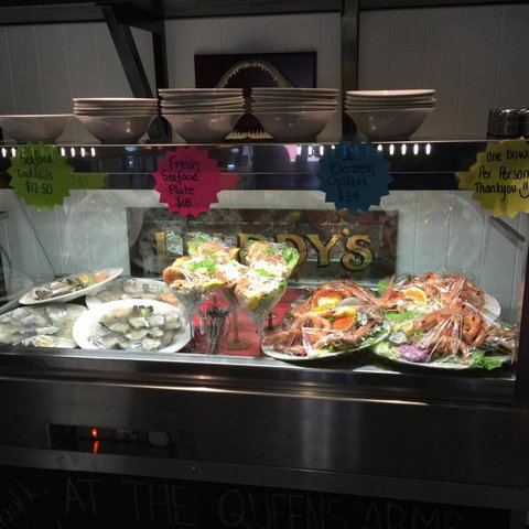 Queens Arms Hotel - Sunshine Coast Tourism 1