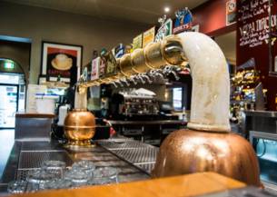 White Bull Hotel Armidale - Sunshine Coast Tourism 1