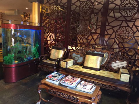 Dragon Palace - Holiday Sunshine Coast 3