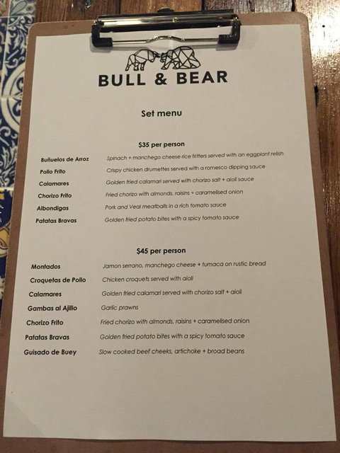 Bull & Bear - Holiday Sunshine Coast 0