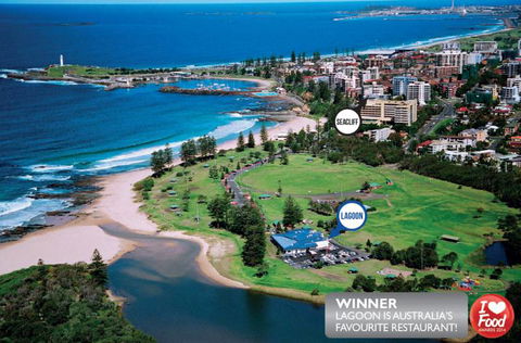 Lagoon Restaurant - Holiday Sunshine Coast 4