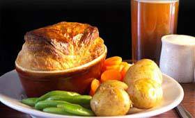 Karama Plaza Tavern - Holiday Sunshine Coast 2
