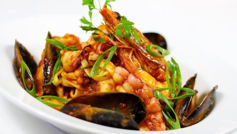 Renato's Italian Restaurant - Holiday Sunshine Coast 0