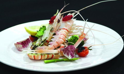 Lilys Restaurant Bar & Function Centre - Holiday Sunshine Coast 2