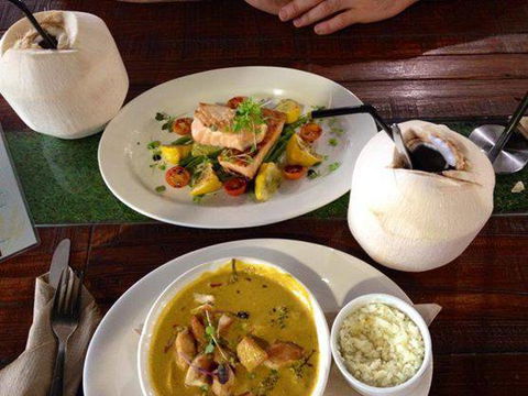 The Rawgasm Paleo Cafe & Juice Bar - Sunshine Coast Tourism 3