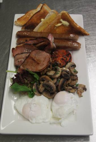 Central Park Cafe - Sunshine Coast Tourism 2