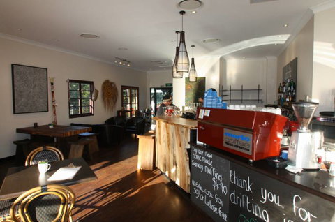 Drift - Sunshine Coast Tourism 0