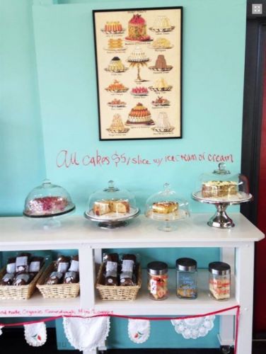 Rockabellas Roadside Diner - Sunshine Coast Tourism 0