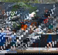 Carols in the Park Corowa - Holiday Sunshine Coast