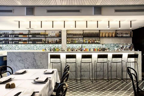 Zahli Modern Middle Eastern Restaurant - Sunshine Coast Tourism 4