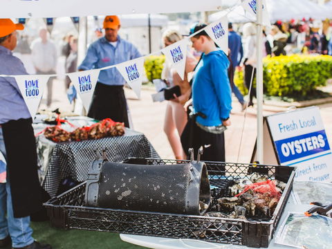 Love Sea Food Port Stephens - Sunshine Coast Tourism 0