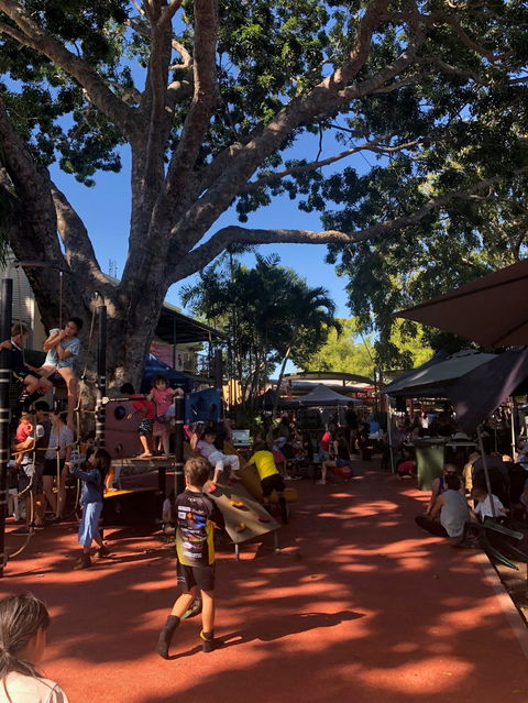 Nightcliff Markets - Sunshine Coast Tourism 0