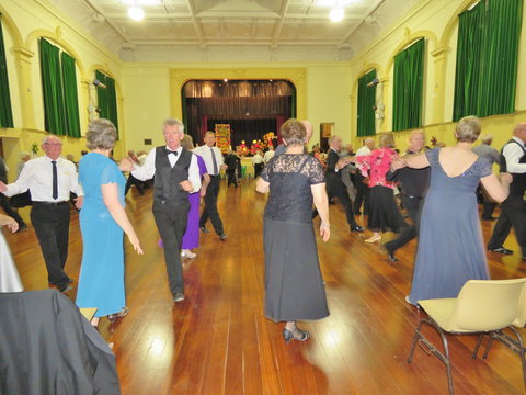 Old Style/New Vogue Dance Wallaroo - Sunshine Coast Tourism 0
