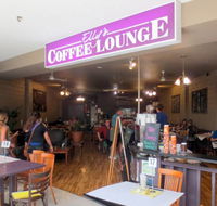 Live music at Roths Wine Bar - Sunshine Coast Tourism