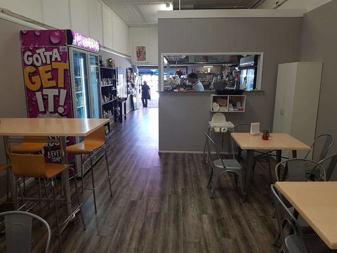 Keeping Healthy Backyard Chickens - Sunshine Coast Tourism 3