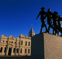 ANZAC Day - Sunshine Coast Tourism