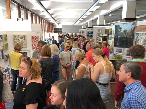 Art Upmarket - Holiday Sunshine Coast 0