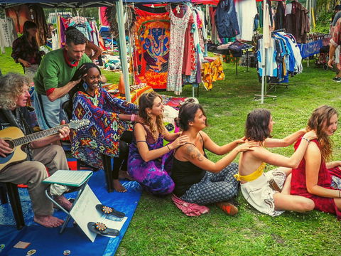 Byron Flea Market - Holiday Sunshine Coast 0