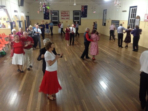 Old Time Dance - Holiday Sunshine Coast 0