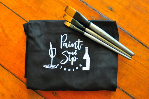 Paint And Sip Experience - Holiday Sunshine Coast 2