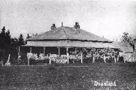 Re-Discovering Ginninderra - Sunshine Coast Tourism 1