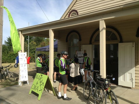 Yarck Country Market - Sunshine Coast Tourism 1