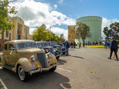 Australian Art Deco Festival Leeton - Sunshine Coast Tourism 2