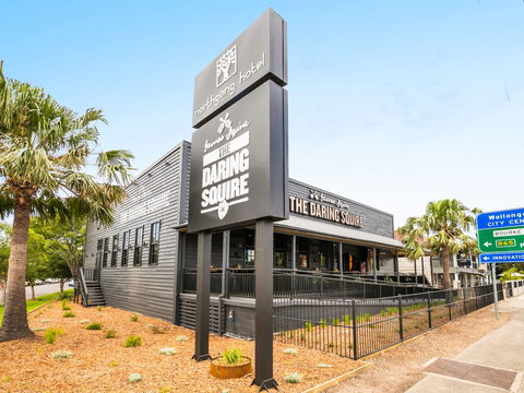 Christmas Lunch At The Daring Squire - Sunshine Coast Tourism 0