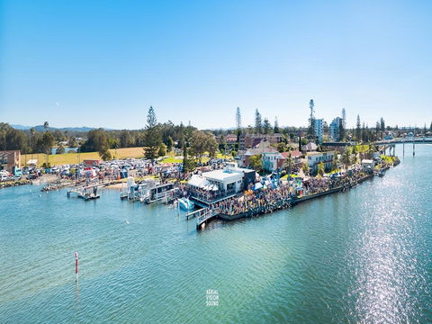 Fred Williams Aquatic Festival - Sunshine Coast Tourism 0