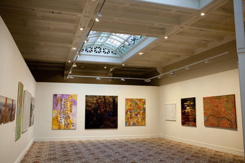 Hadley's Art Prize - Holiday Sunshine Coast 0