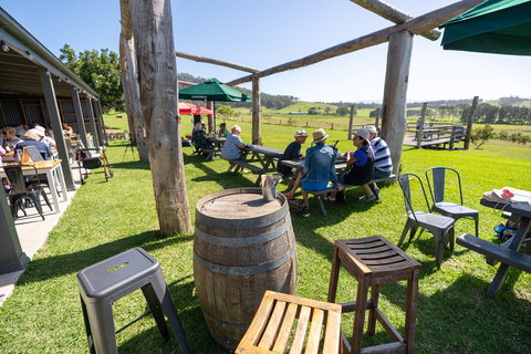 Live Music Sundays At Mountain Ridge Wines - Holiday Sunshine Coast 0