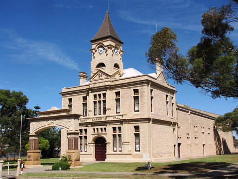 Old Style/New Vogue Dance Practice/Lessons - Sunshine Coast Tourism 2