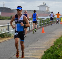 Sparke Helmore Newcastle City Triathlon - Holiday Sunshine Coast