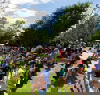 Swan Hill Farmers Market - Sunshine Coast Tourism