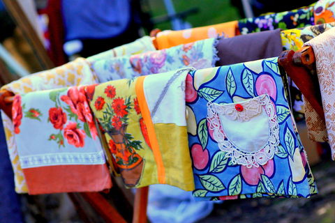 The Artist Market - Holiday Sunshine Coast 1