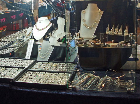 Toowoomba Gemfest - Gems And Jewellery - Holiday Sunshine Coast 0