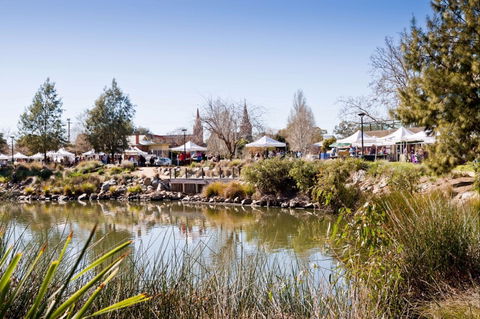 Wollundry Saturday Markets - Sunshine Coast Tourism 0