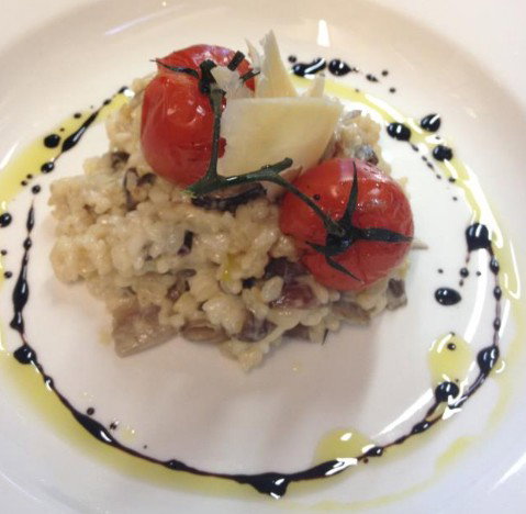 Restaurant 22 - Sunshine Coast Tourism 3