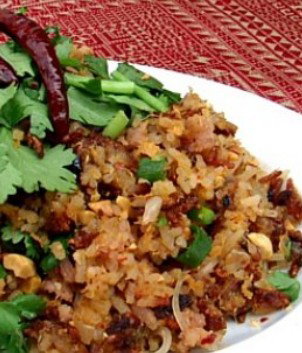 Lao-Thai Luammit Restaurant - Sunshine Coast Tourism 1