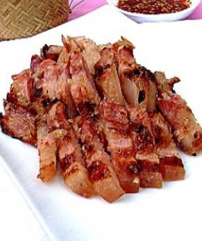 Lao-Thai Luammit Restaurant - Sunshine Coast Tourism 4